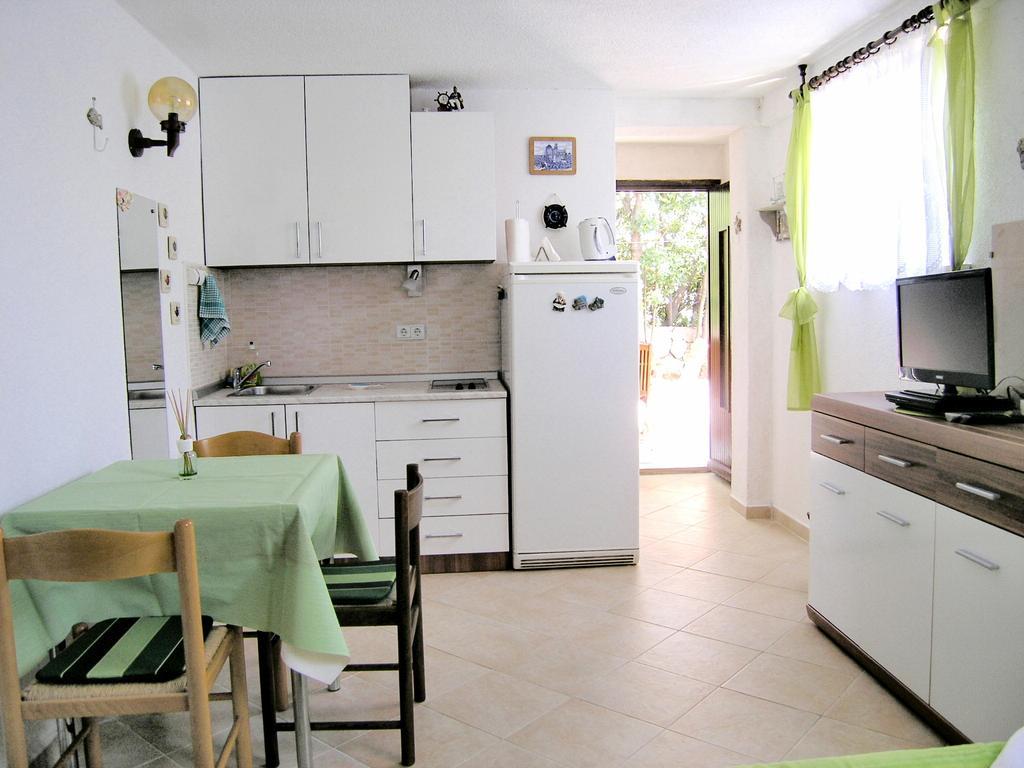 Studio Apartment Tamara Krk Town Room photo