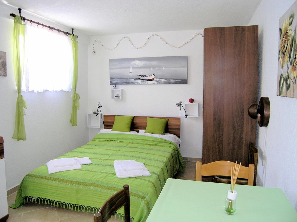 Studio Apartment Tamara Krk Town Room photo